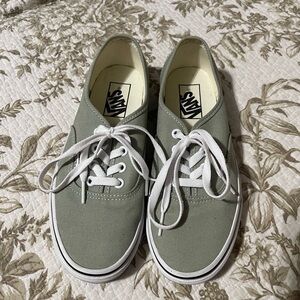 Vans Authentic Sage Green Canvas Shoes – Women’s Size 7